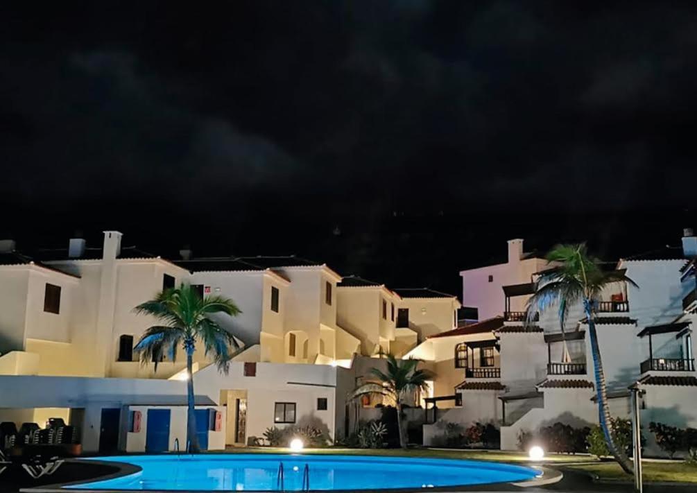 Apartamentos Tamaragua Брения-Баха Экстерьер фото